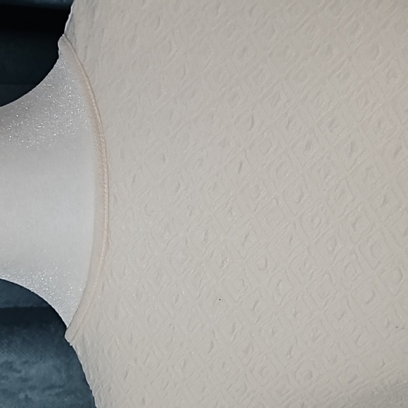 Blu Pepper Women's Cream ColoredTextured Ruffle Blouse Puffy Sleeve Top - Picture 2 of 6